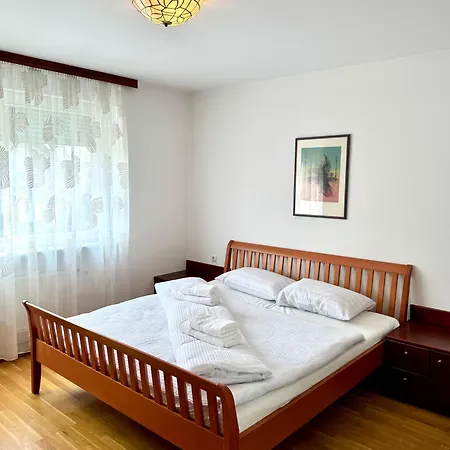 With Garden 卢布尔雅那